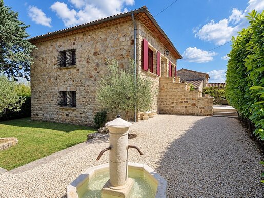 Maison 4 pièces 120 m² · à Saint-Paul-le-Jeune · 120 m² · 449 000 €