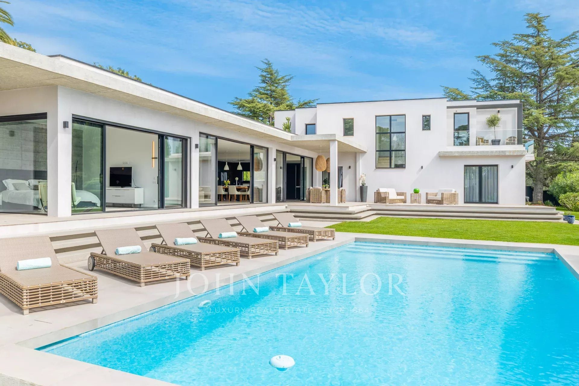 Maison à vendre, 450m², Valbonne