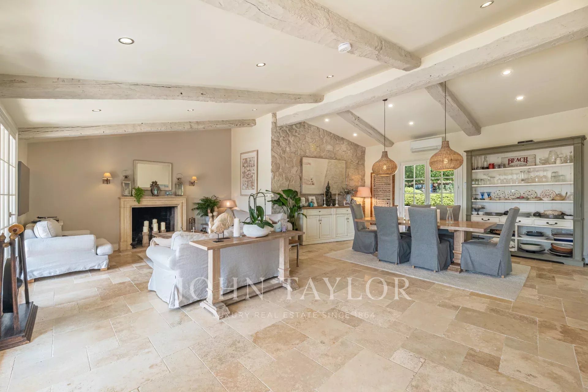 Maison à vendre, 220m², Roquefort-les-Pins