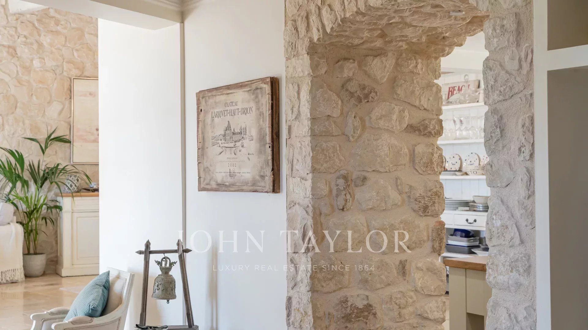 Maison à vendre, 220m², Roquefort-les-Pins