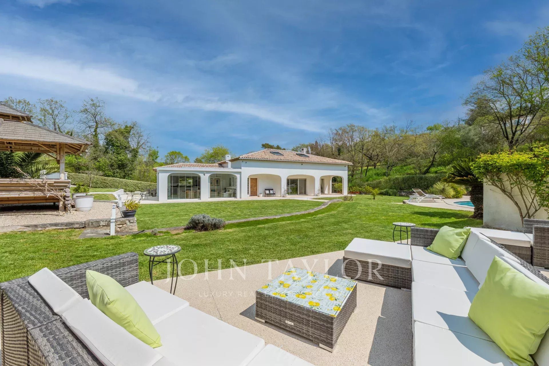 Maison à vendre, 300m², Opio