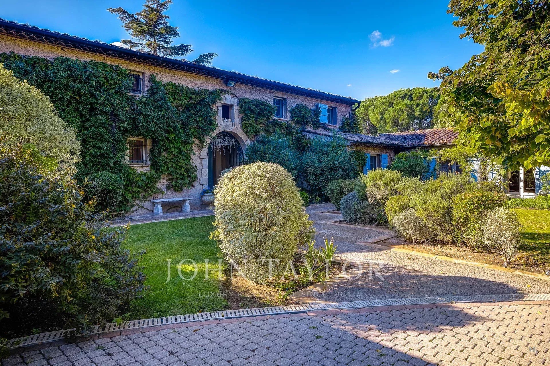 Maison à vendre, 330m², Valbonne