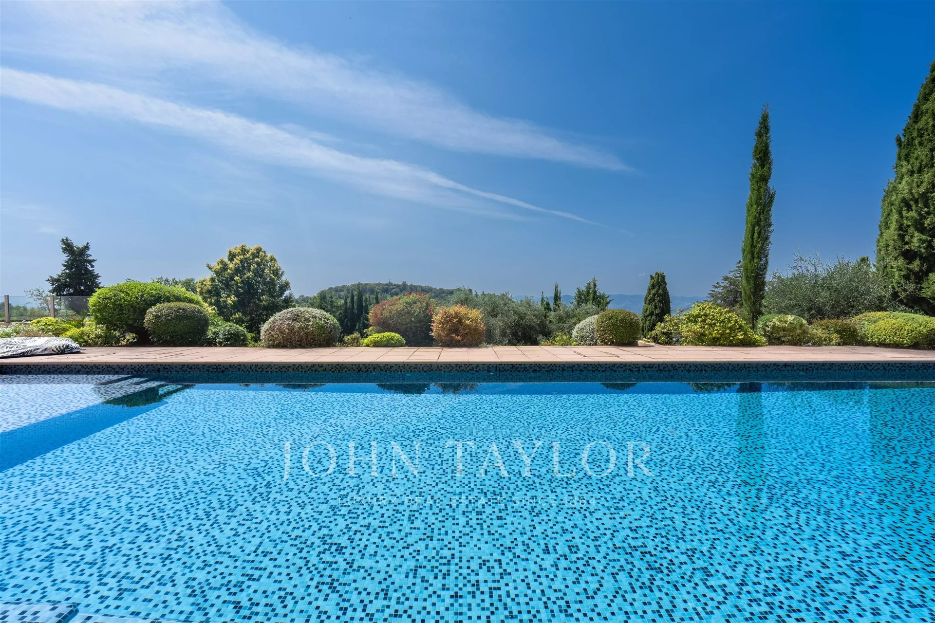 Maison à vendre, 545m², Châteauneuf-Grasse