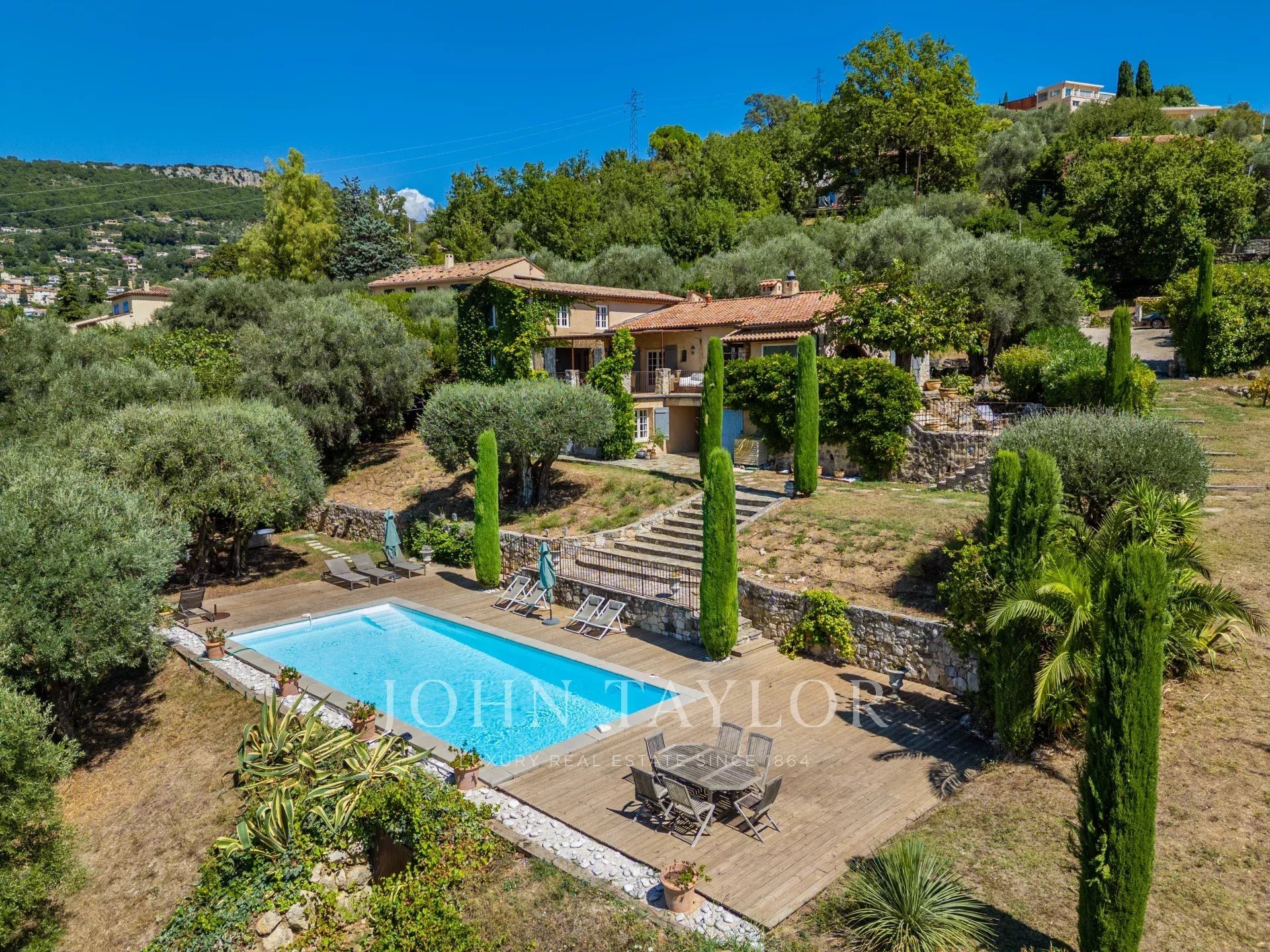 Maison à vendre, 280m², Châteauneuf-Grasse