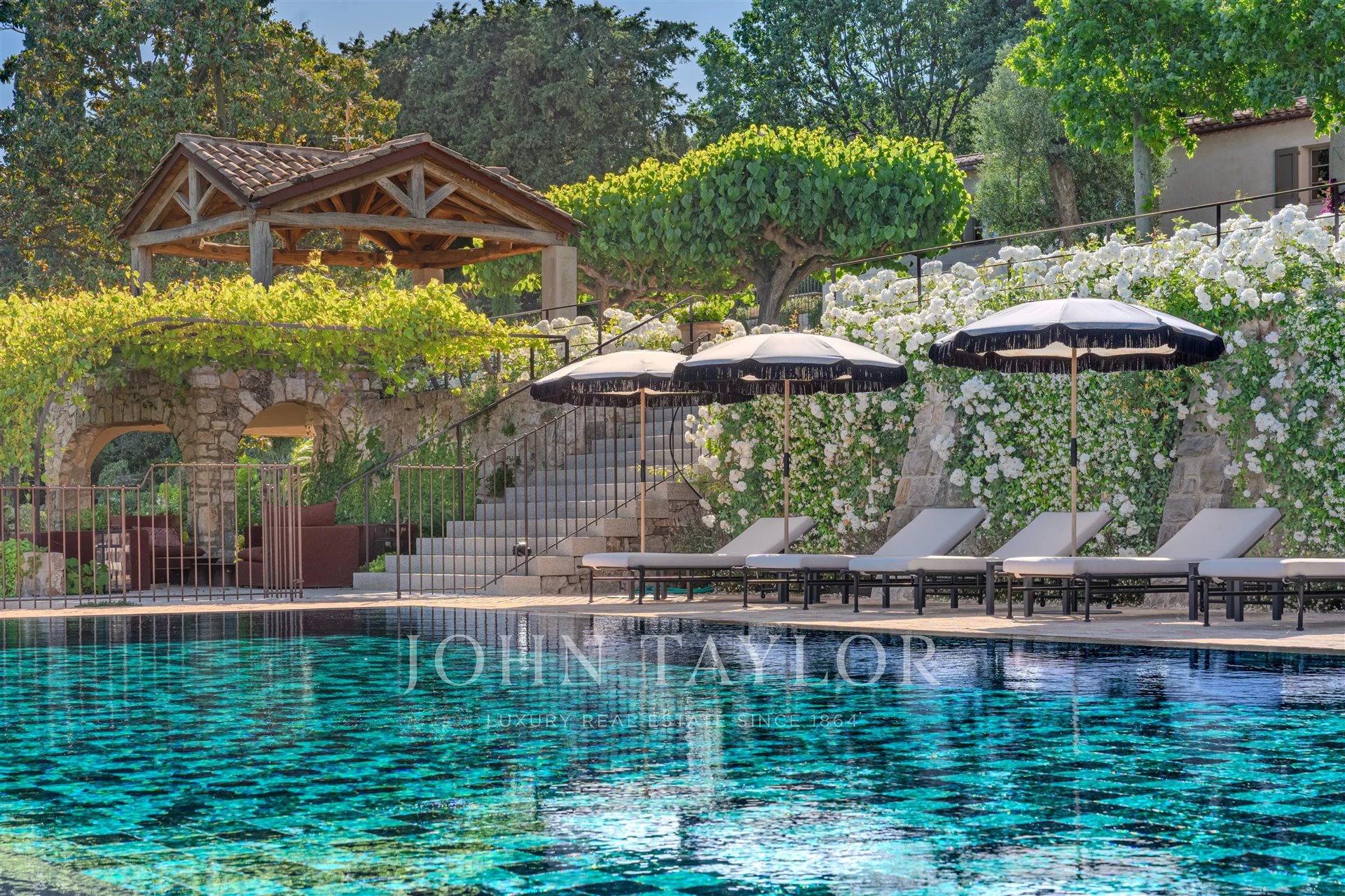 Maison à vendre, 551m², Grasse