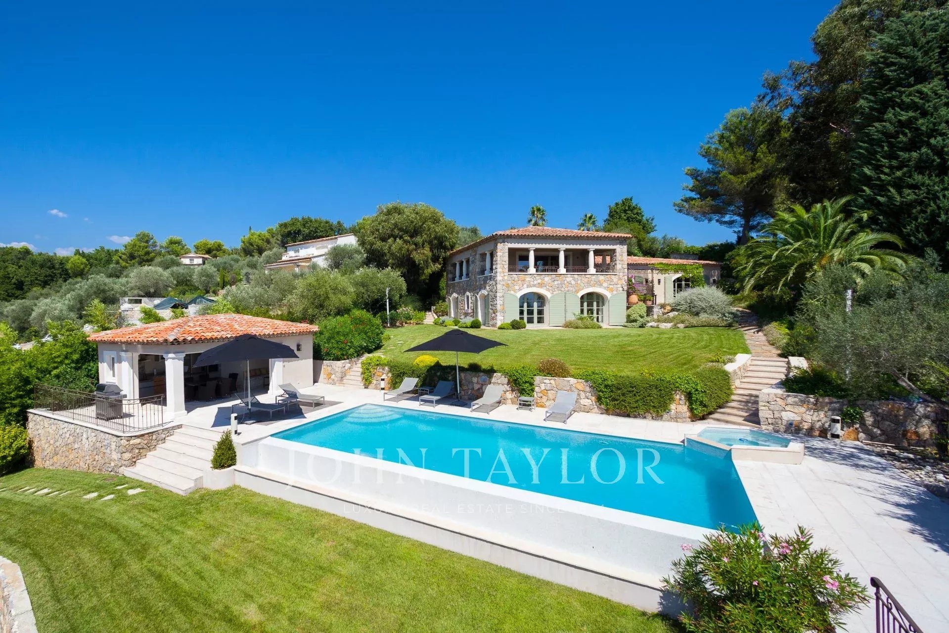 Maison à vendre, 223m², Mouans-Sartoux