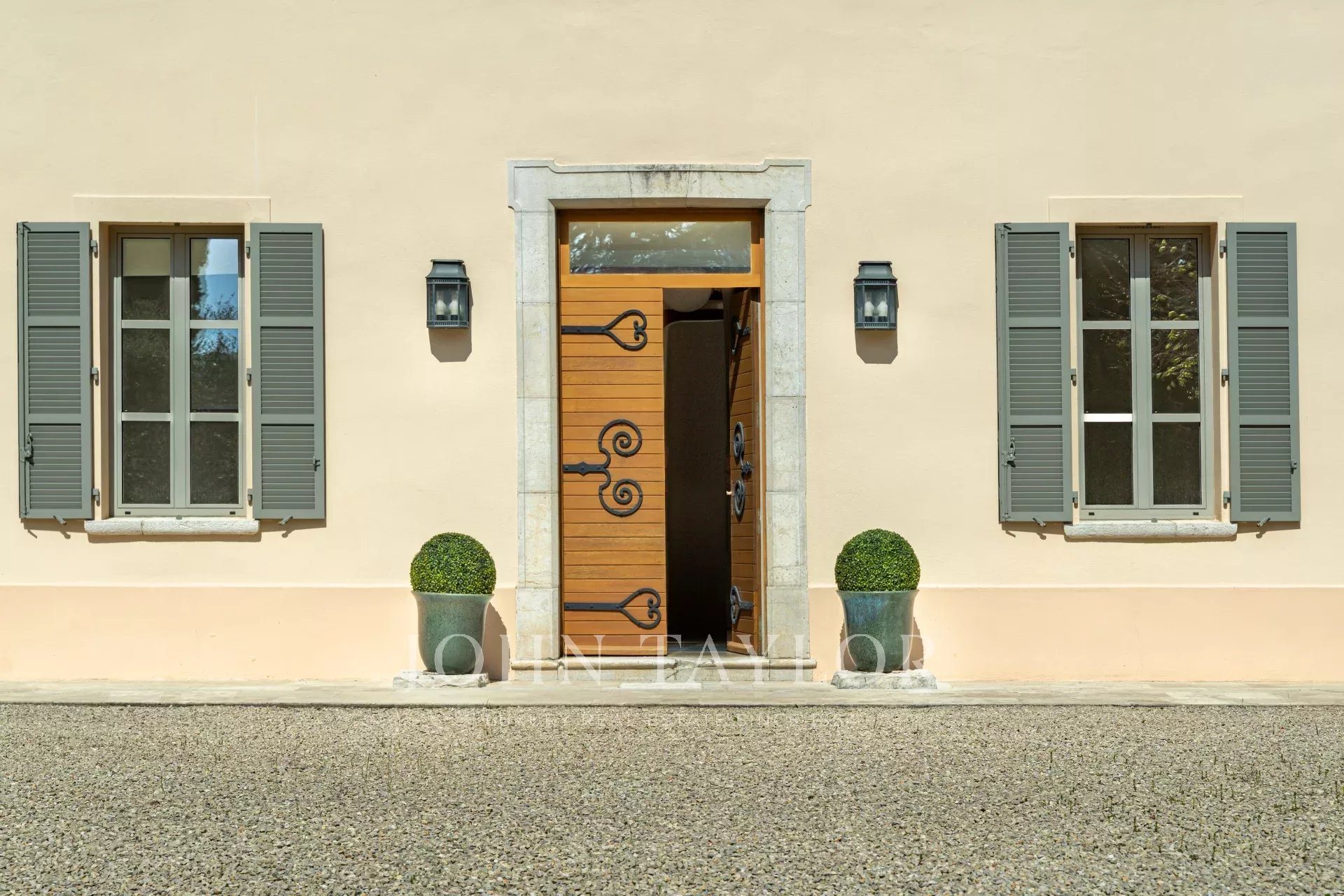 Maison à vendre, 375m², Grasse