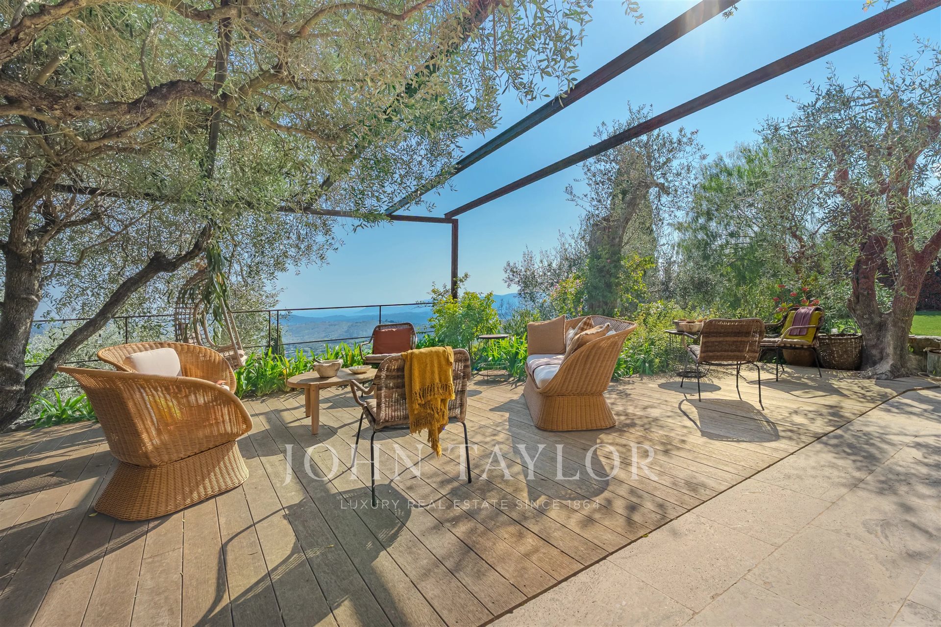 Maison à vendre, 239m², Châteauneuf-Grasse