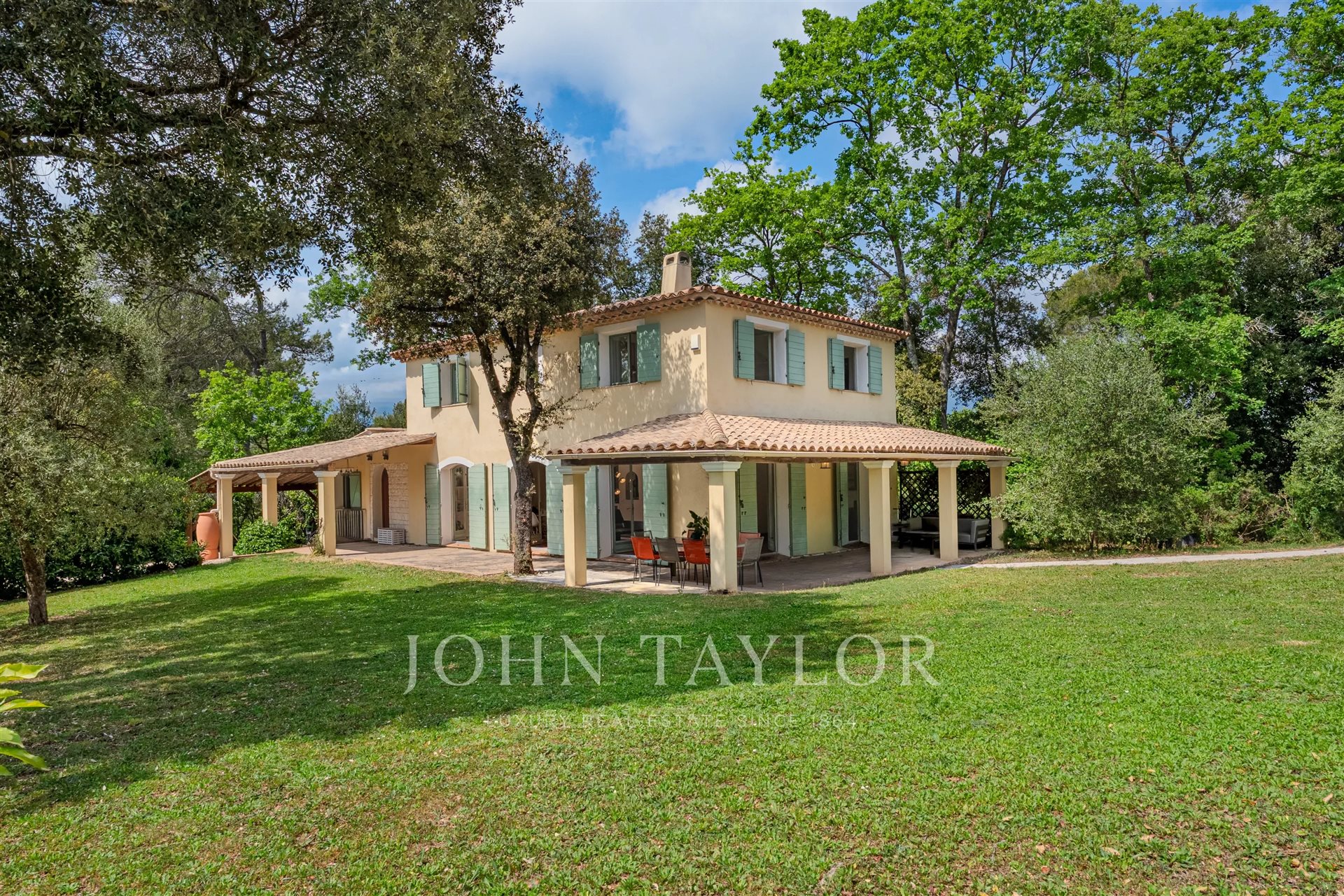 Maison à vendre, 167m², Valbonne