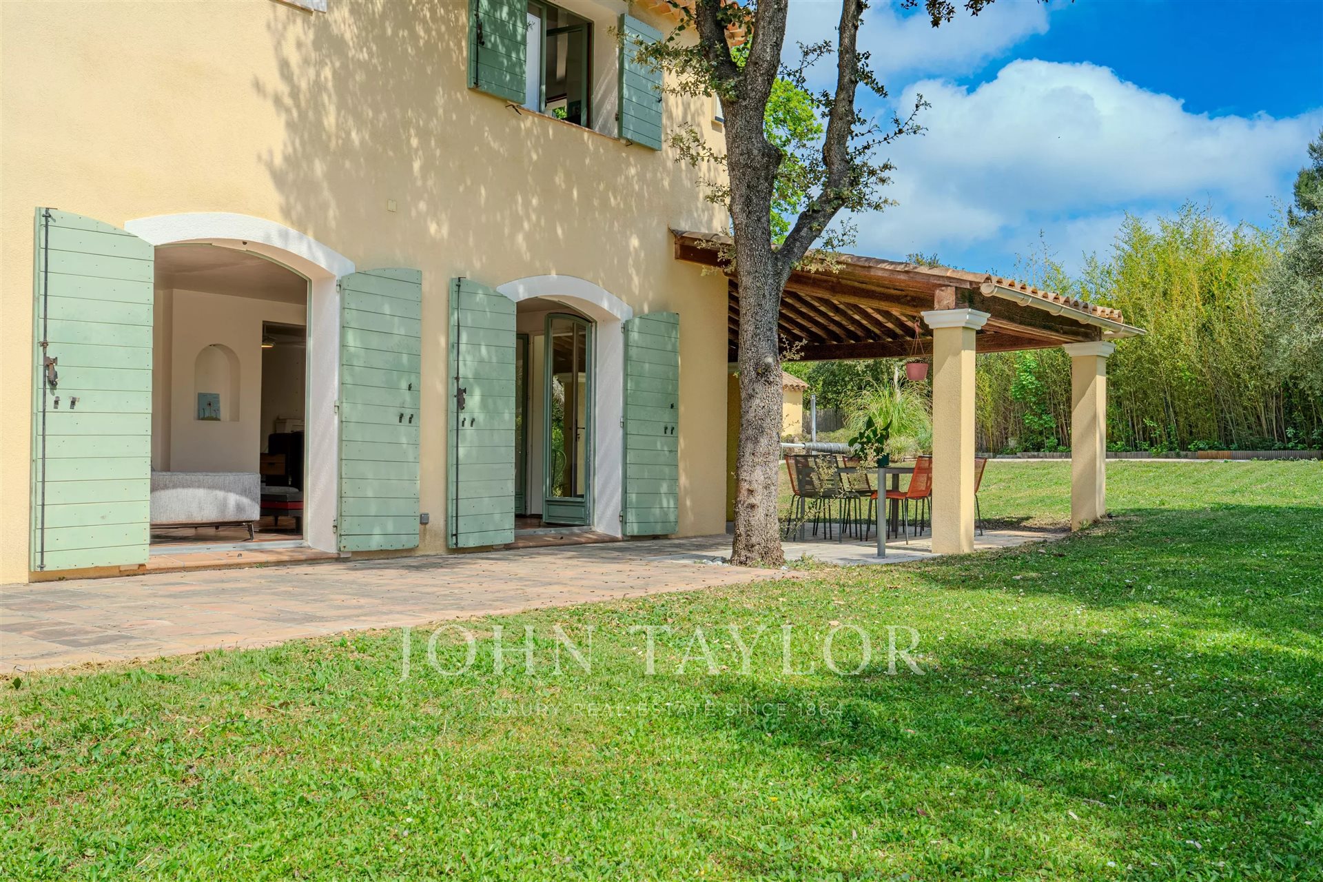 Maison à vendre, 167m², Valbonne