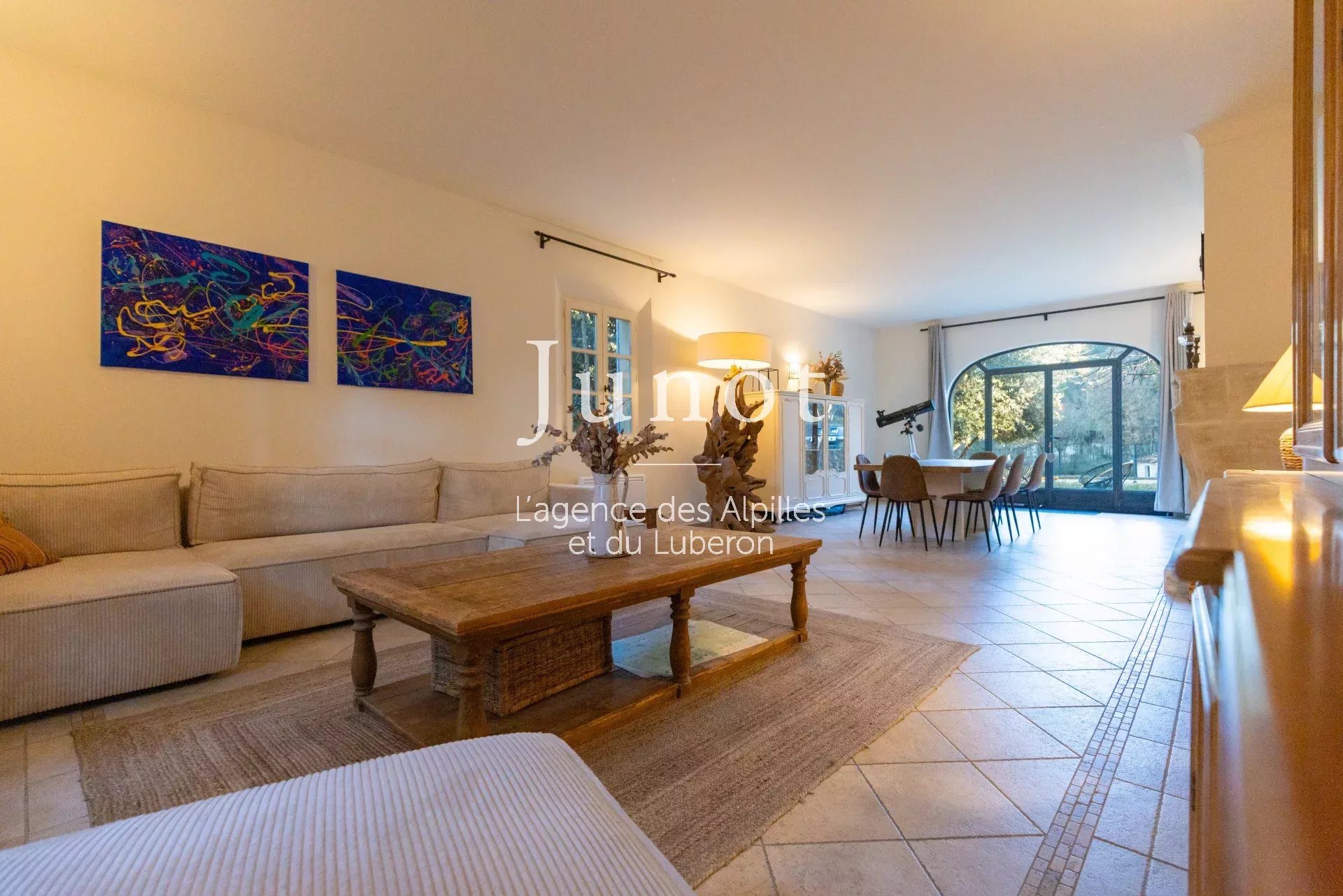 Maison à vendre, 208m², Oppède