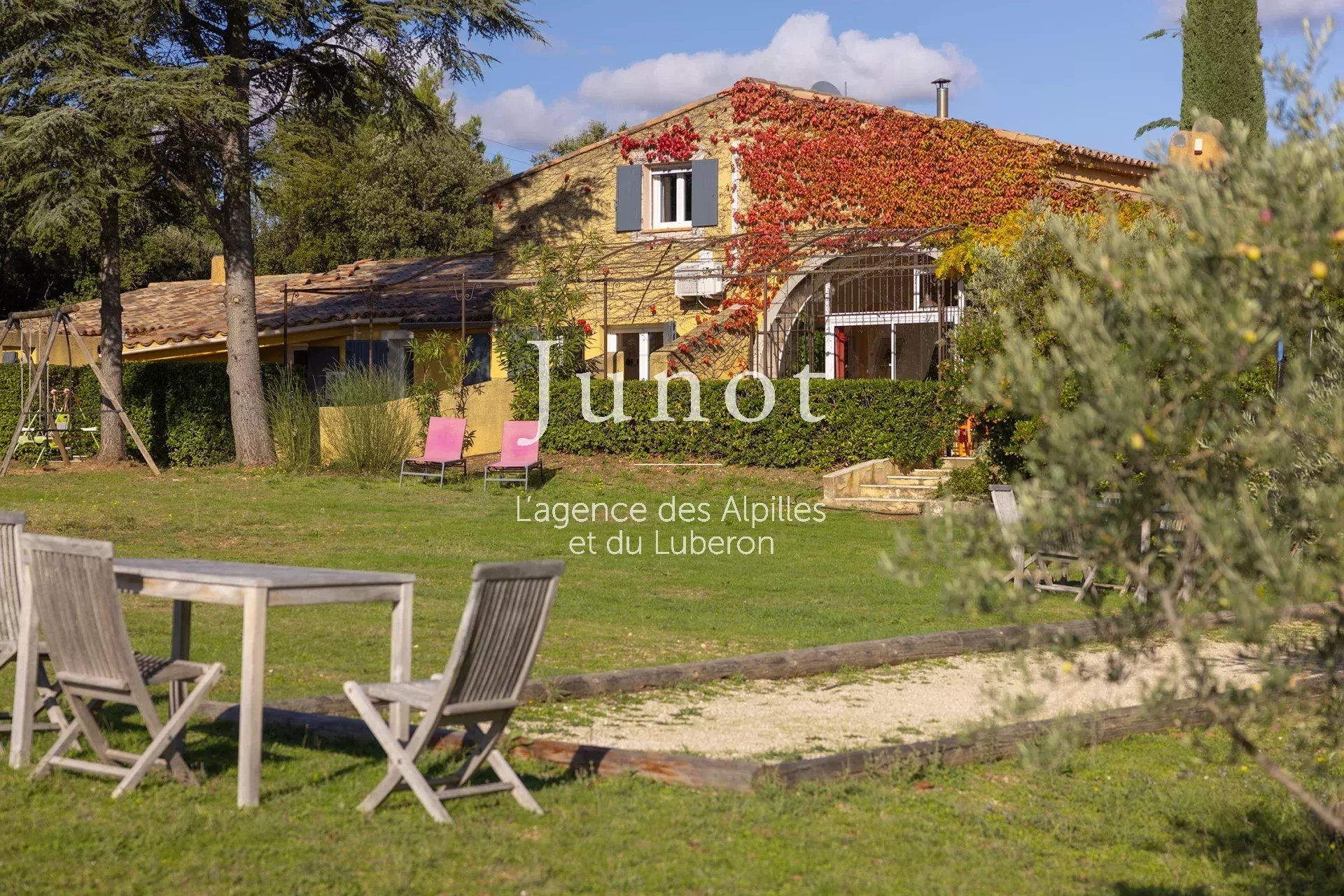 Maison à vendre, 335m², Gargas
