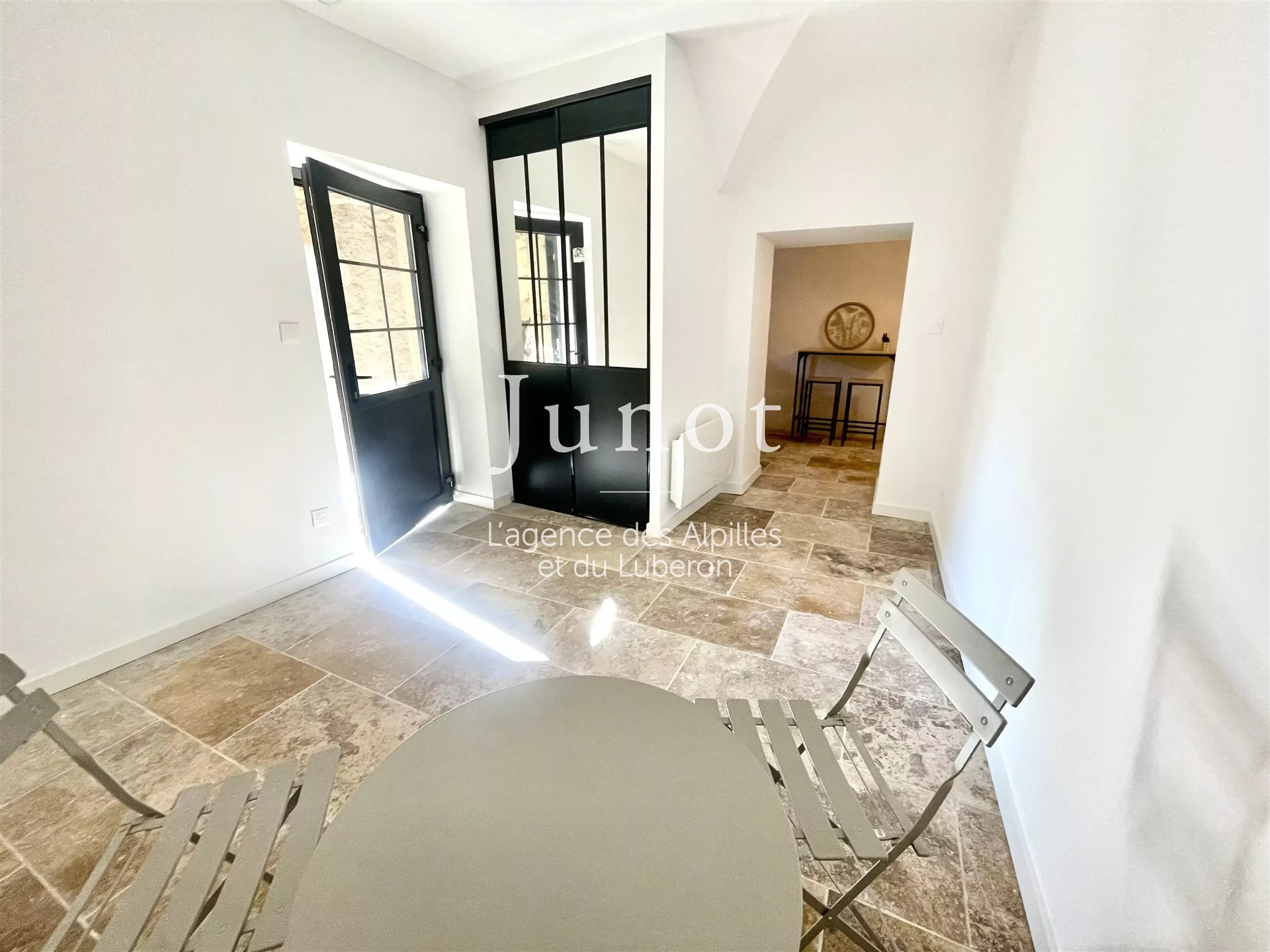 Maison à vendre, 56m², Aureille