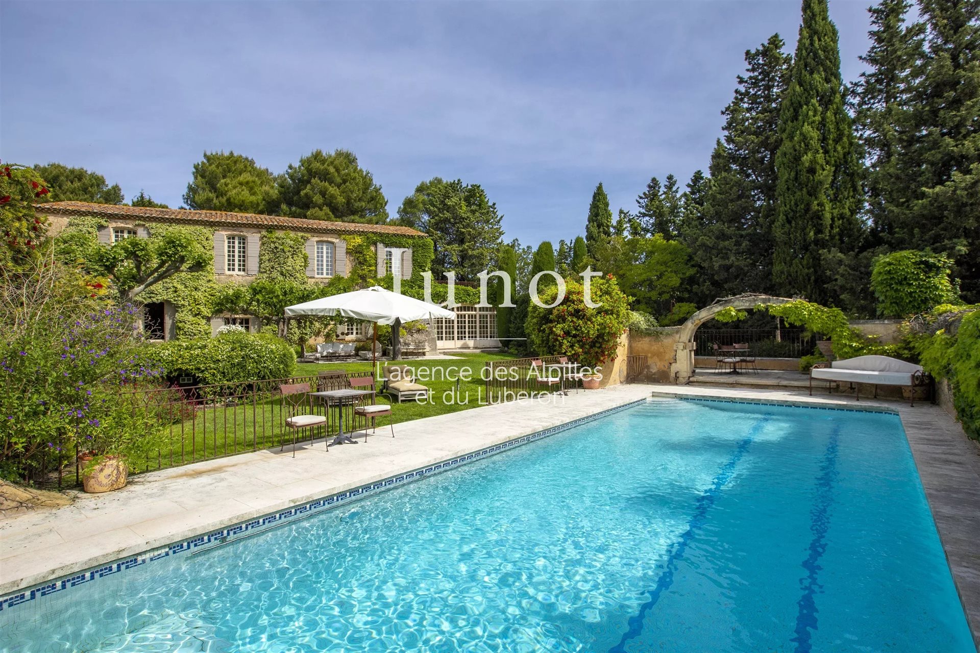 Maison à vendre, 1100m², Maussane-les-Alpilles