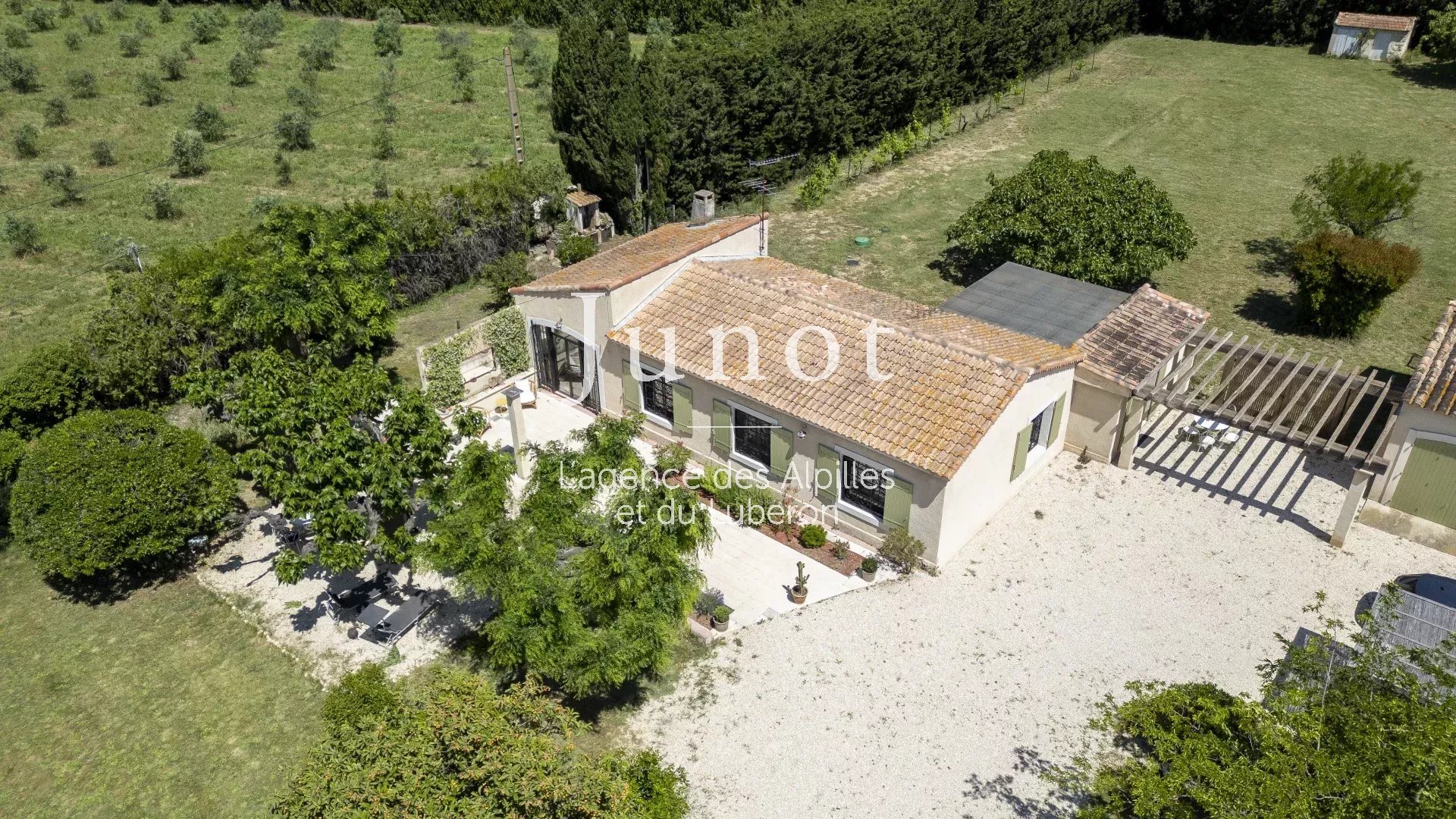 Maison à vendre, 120m², Fontvieille