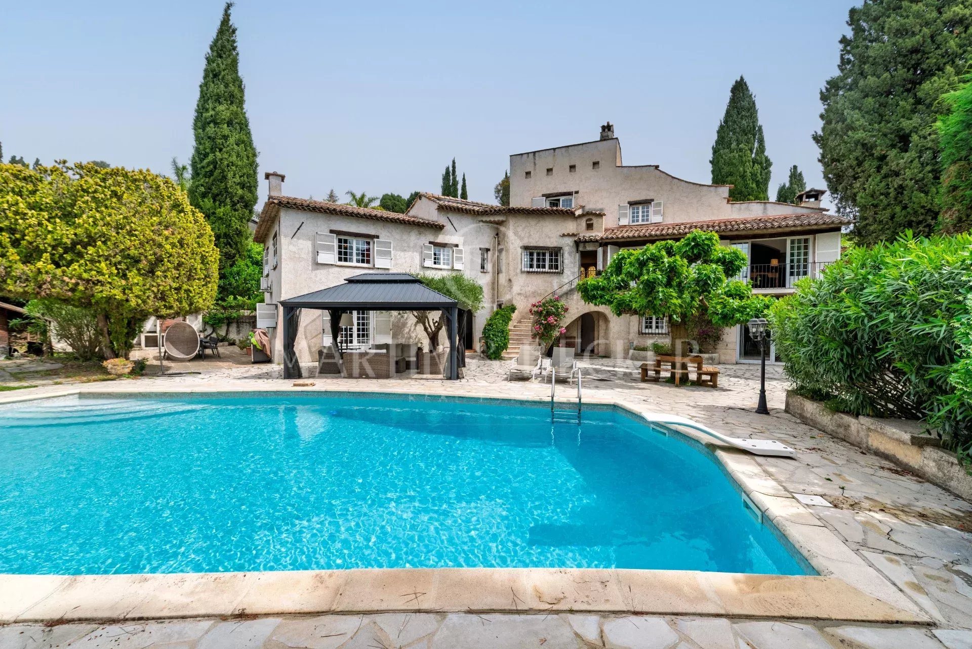 Maison à vendre, 470m², Mougins