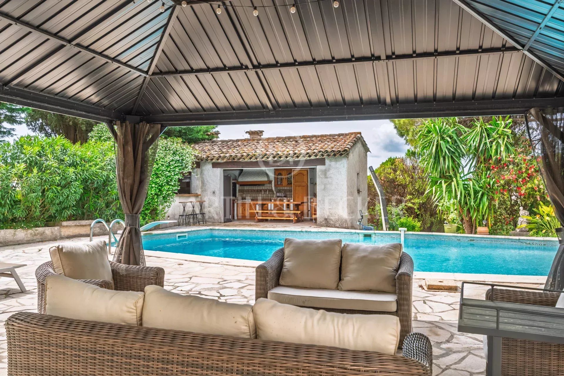 Maison à vendre, 470m², Mougins