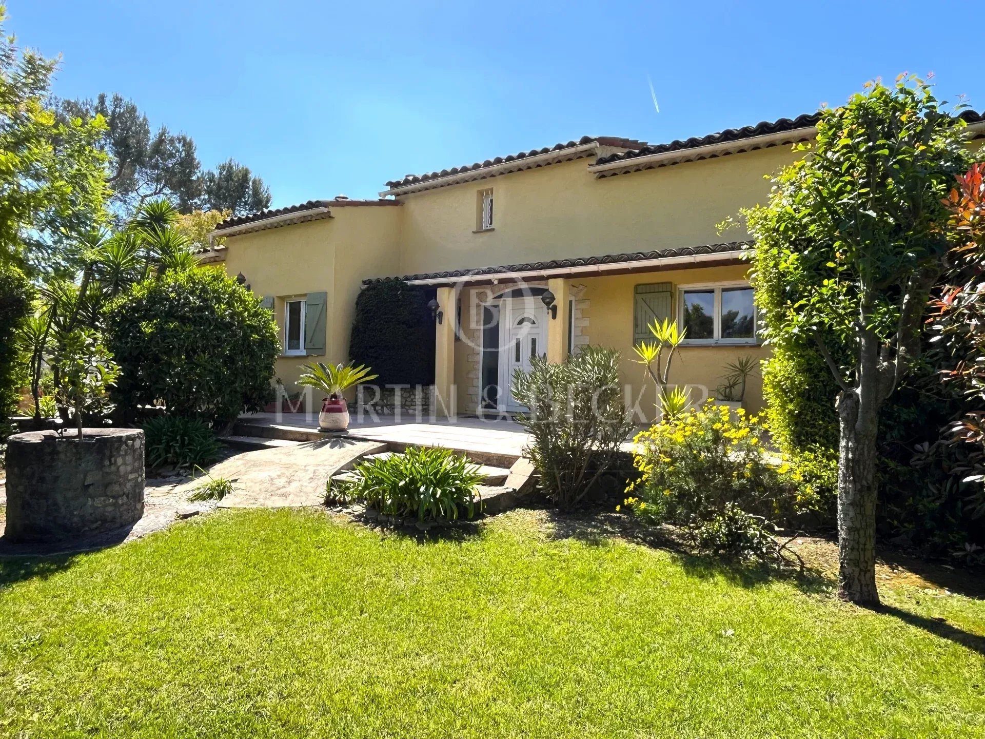 Maison à vendre, 173m², Valbonne