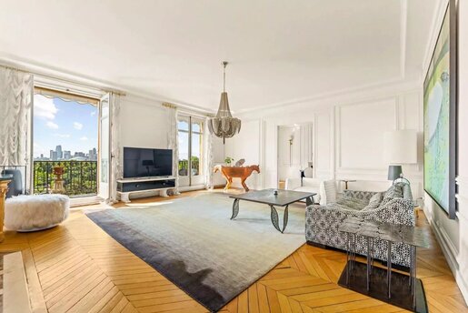 Appartement 5 pièces 182 m² · à Paris 16ème · 182 m² · 3 700 000 €