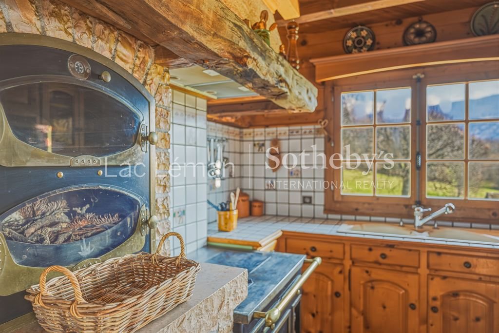Maison à vendre, 240m², Perrignier