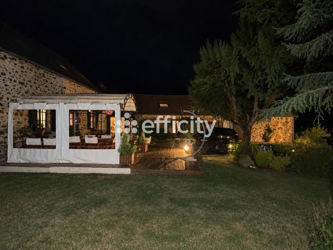 Maison à vendre, 135m², Saint-Aubin-de-Locquenay