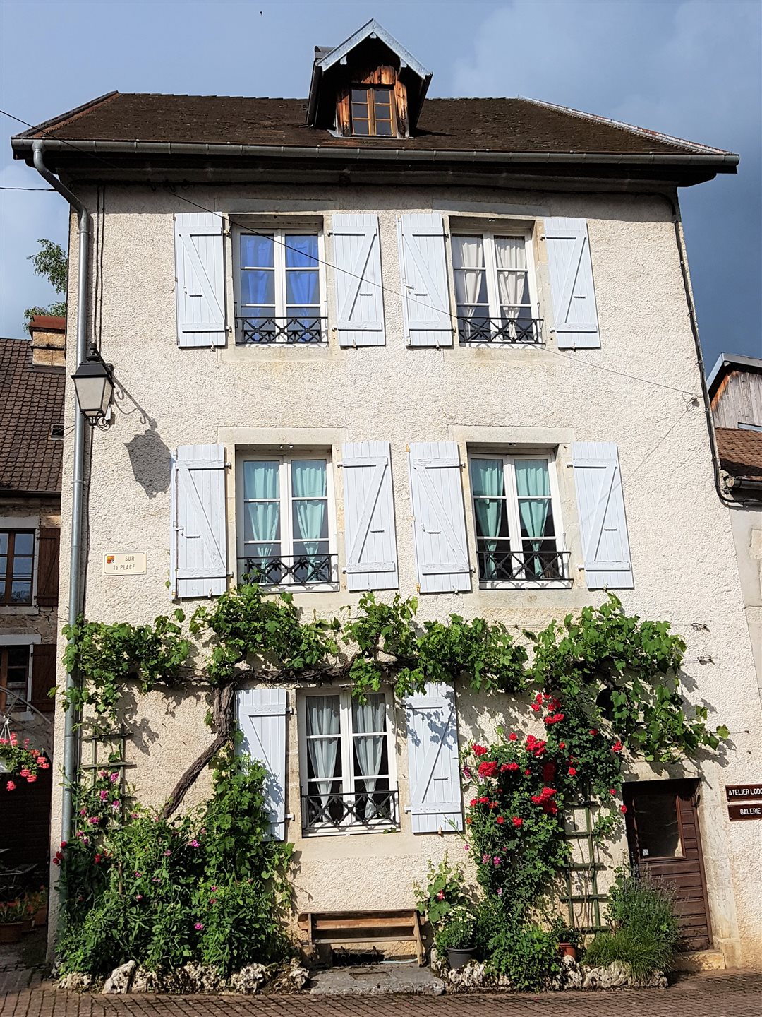 Maison 9 pièces 200 m² · à Lods · 200 m² · 310 533 €