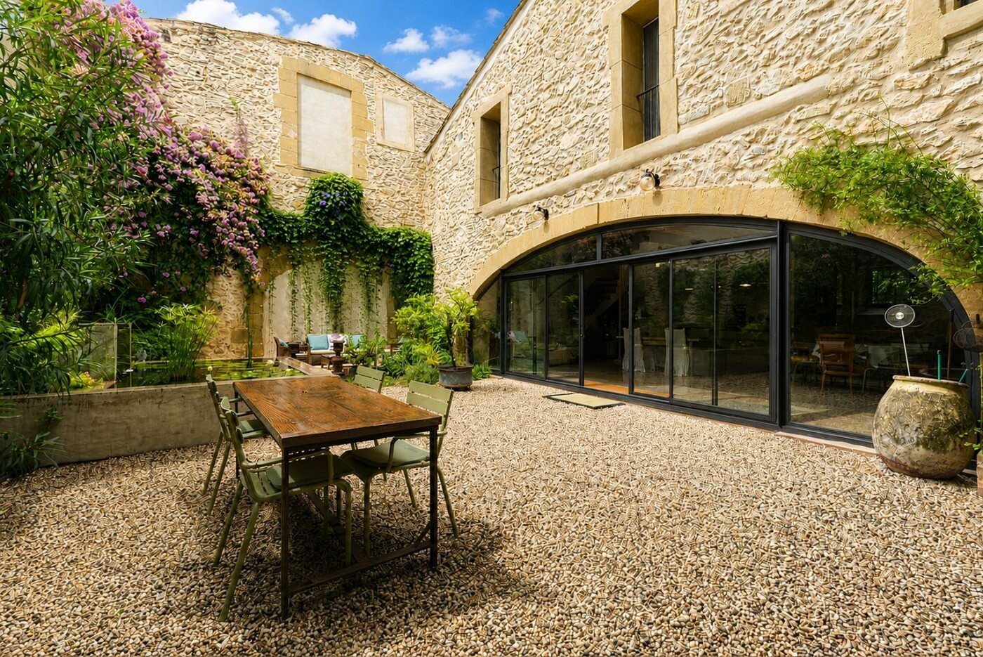 Maison à vendre, 240m², Eyguières
