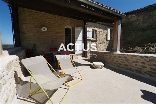 Maison 7 pièces 152 m² · à Cornillon-Confoux · 152 m² · 495 000 €