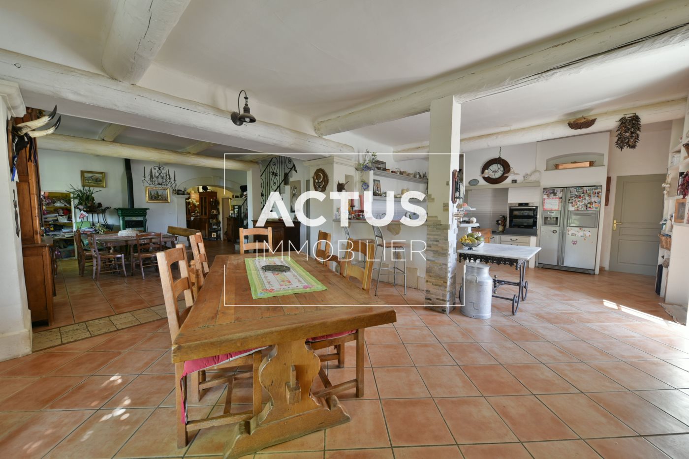 Maison à vendre, 450m², Cornillon-Confoux