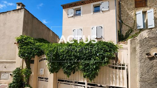 Maison 4 pièces 108 m² · à Lançon-Provence · 108 m² · 330 000 €
