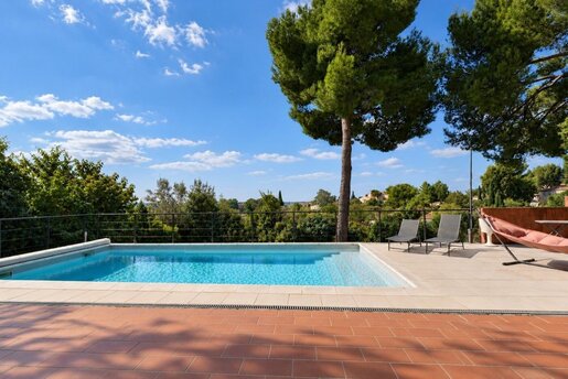 Maison 7 pièces 149 m² · à Salon-de-Provence · 149 m² · 580 000 €