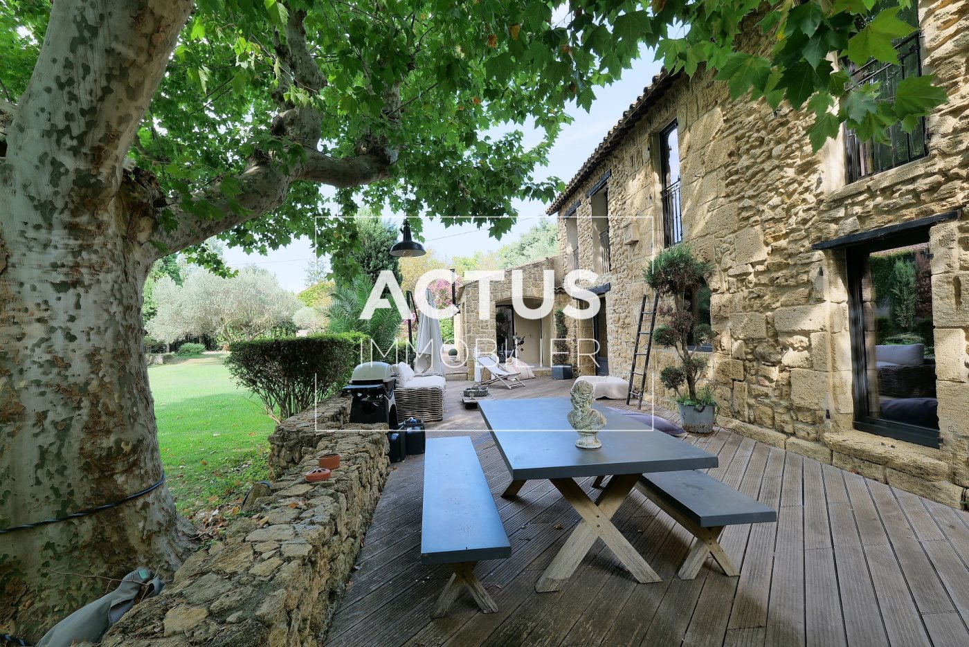 Maison à vendre, 233m², Grans