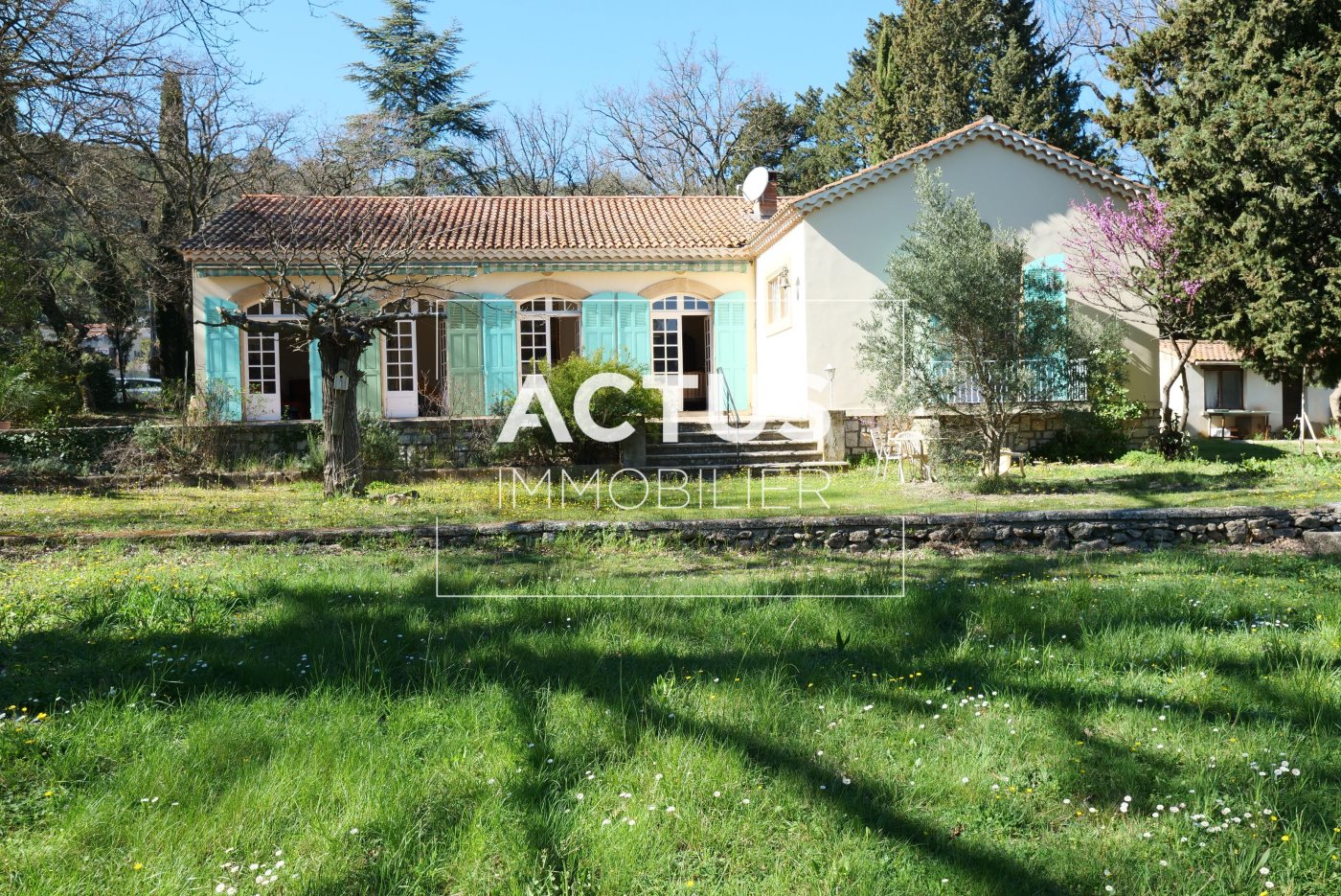 Maison à vendre, 175m², Lamanon