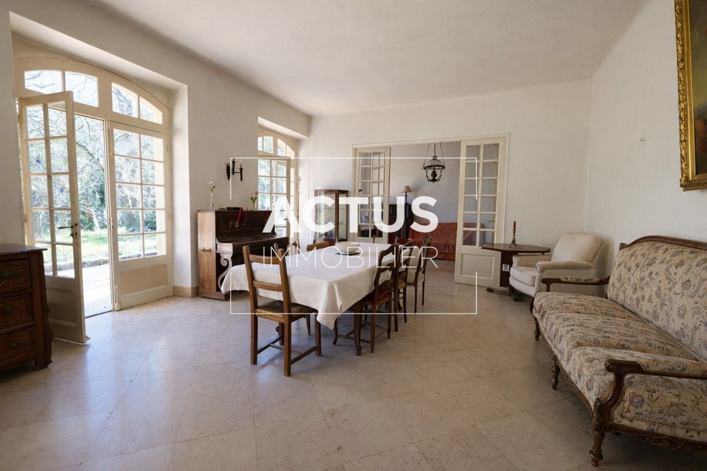 Maison à vendre, 175m², Lamanon