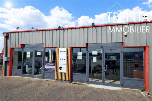 Local commercial 2 pièces 110 m² · à Pusey · 110 m² · 135 000 €