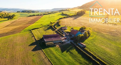 Maison 10 pièces 220 m² · à Bierry-les-Belles-Fontaines · 220 m² · 429 900 €