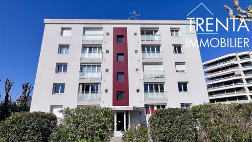 Appartement 3 pièces 58 m² · à Voiron · 58 m² · 132 000 €