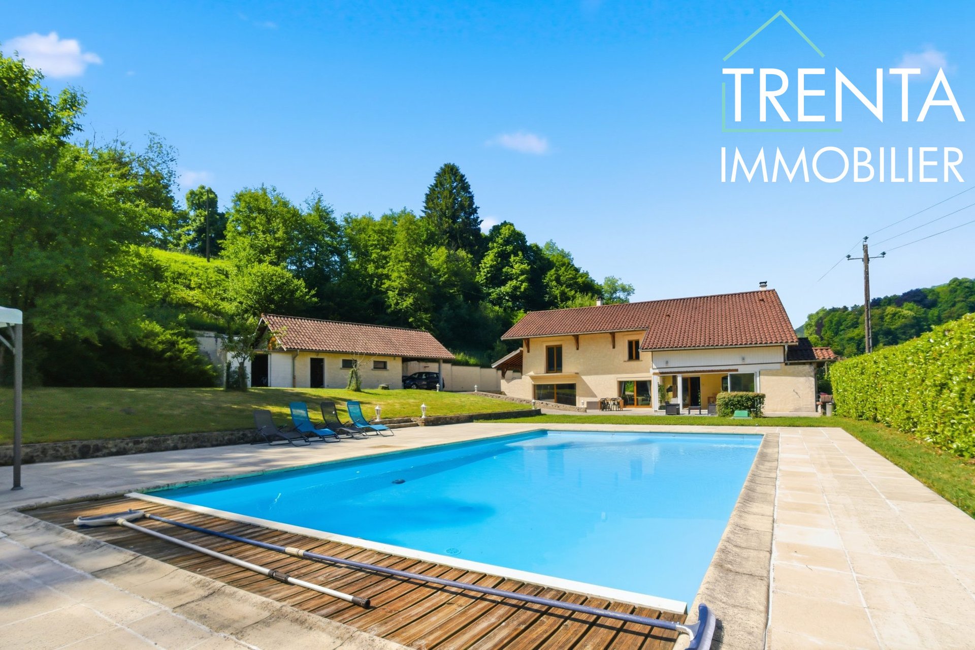 Maison à vendre, 250m², Saint-Geoire-en-Valdaine