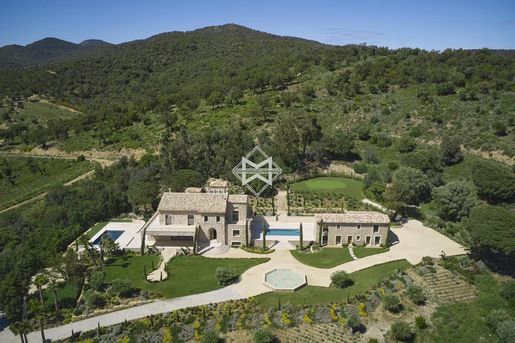 Maison 13 pièces 510 m² · à Sainte-Maxime · 510 m² · 12 500 000 €