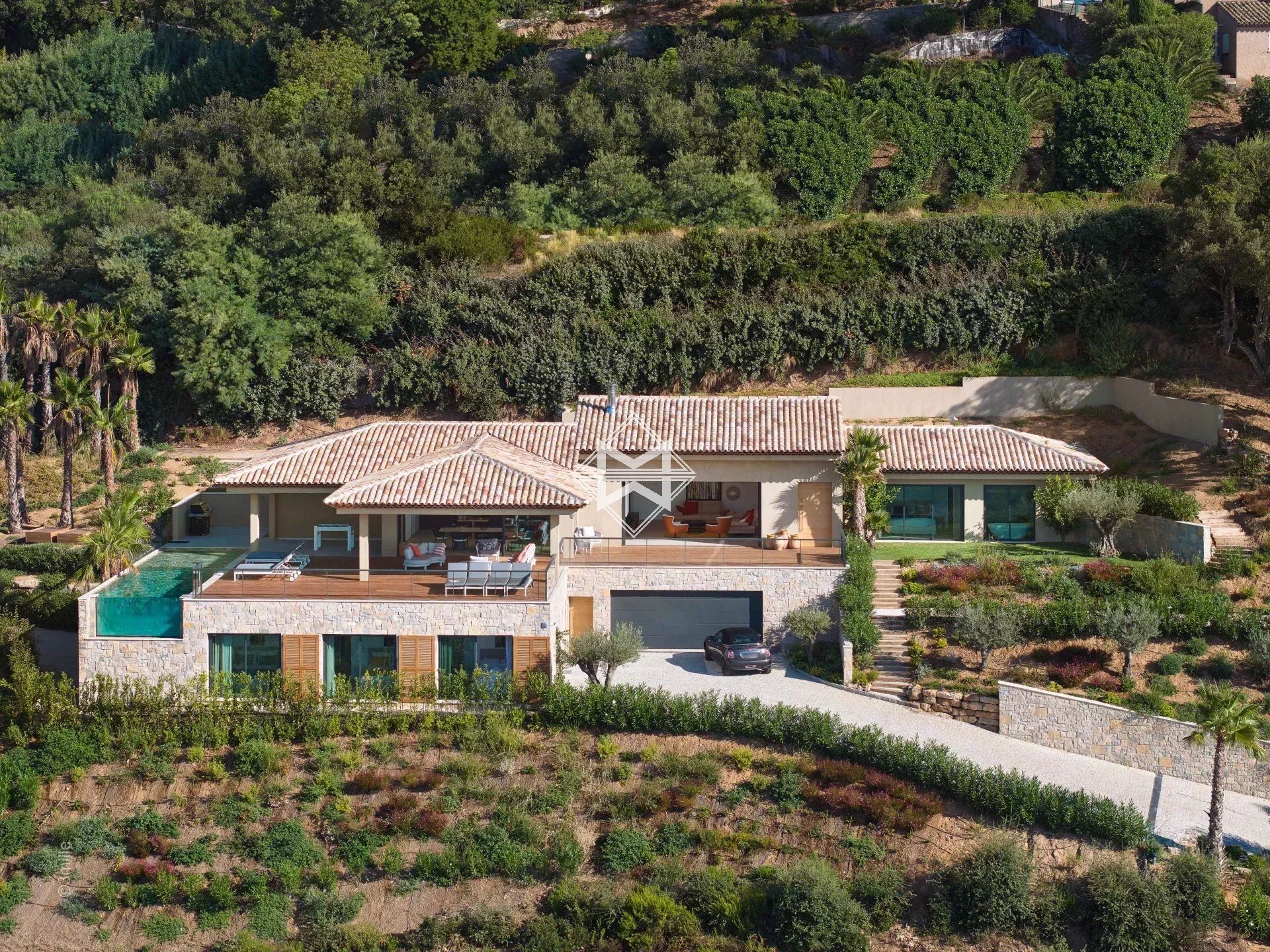 Maison à vendre, 383m², Grimaud