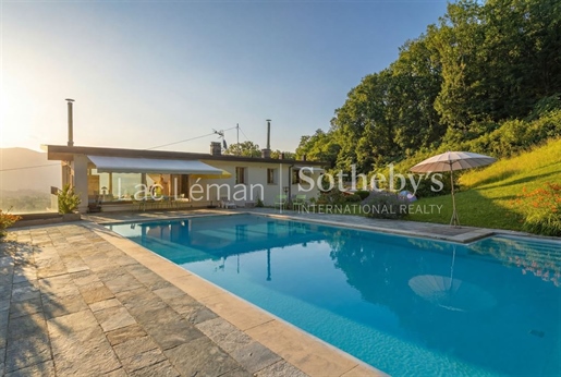 6 pièces 171 m² · à Reignier-Esery · 171 m² · 935 000 €