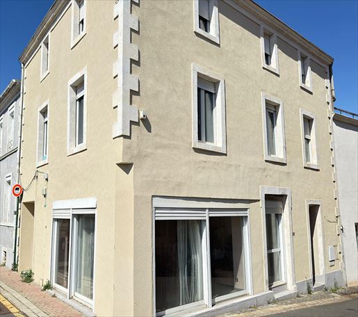 Maison 6 pièces 134 m² · à Les Sables-d'Olonne · 134 m² · 430 000 €