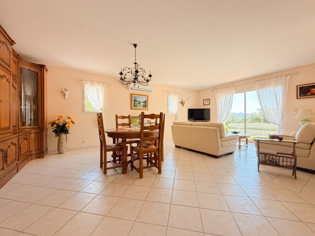 Maison à vendre, 142m², Collobrières
