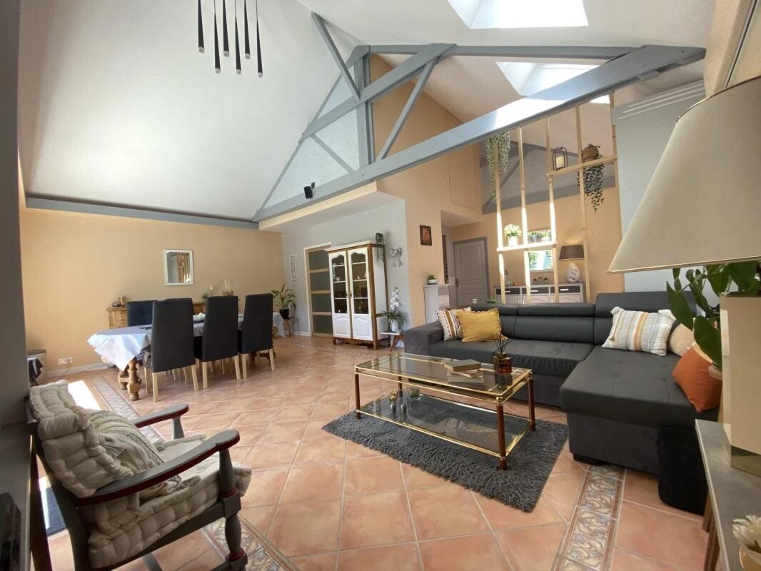 Maison à vendre, 205m², Saint-Nolff