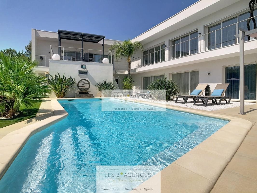 Maison à vendre, 238m², Cogolin