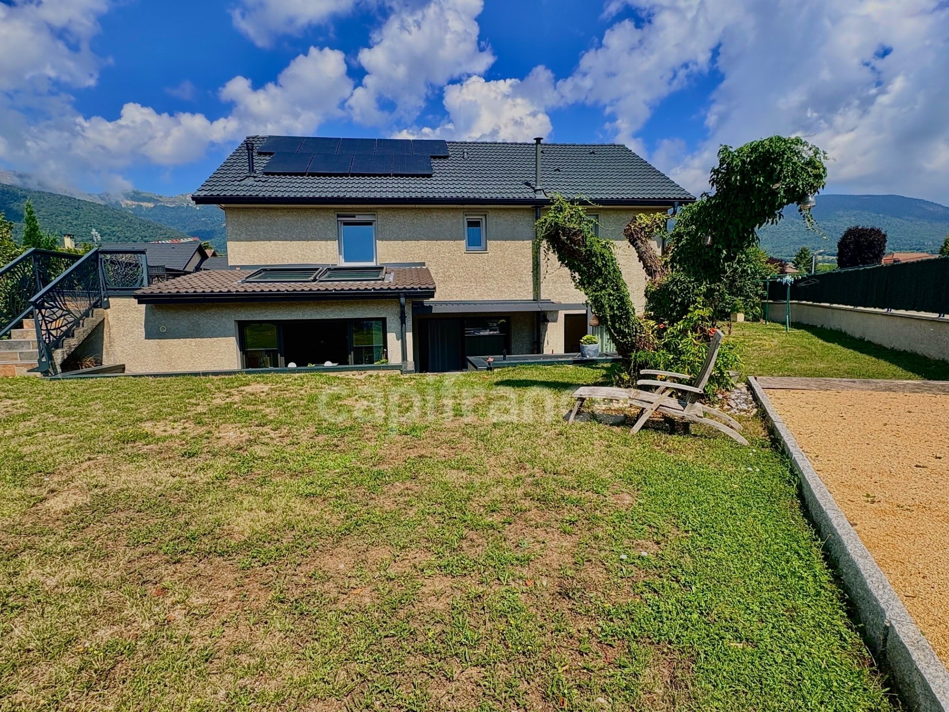 Maison à vendre, 181m², Cessy