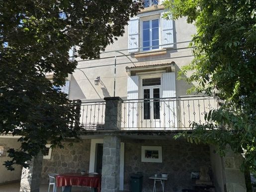 Maison 10 pièces 300 m² · à Tournon-sur-Rhône · 300 m² · 485 000 €