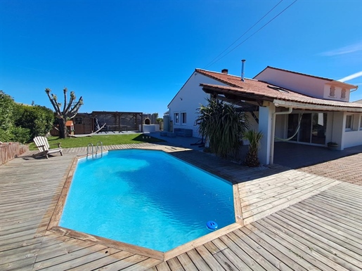 Maison 7 pièces 152 m² · à Breuil-Magné · 152 m² · 499 000 €