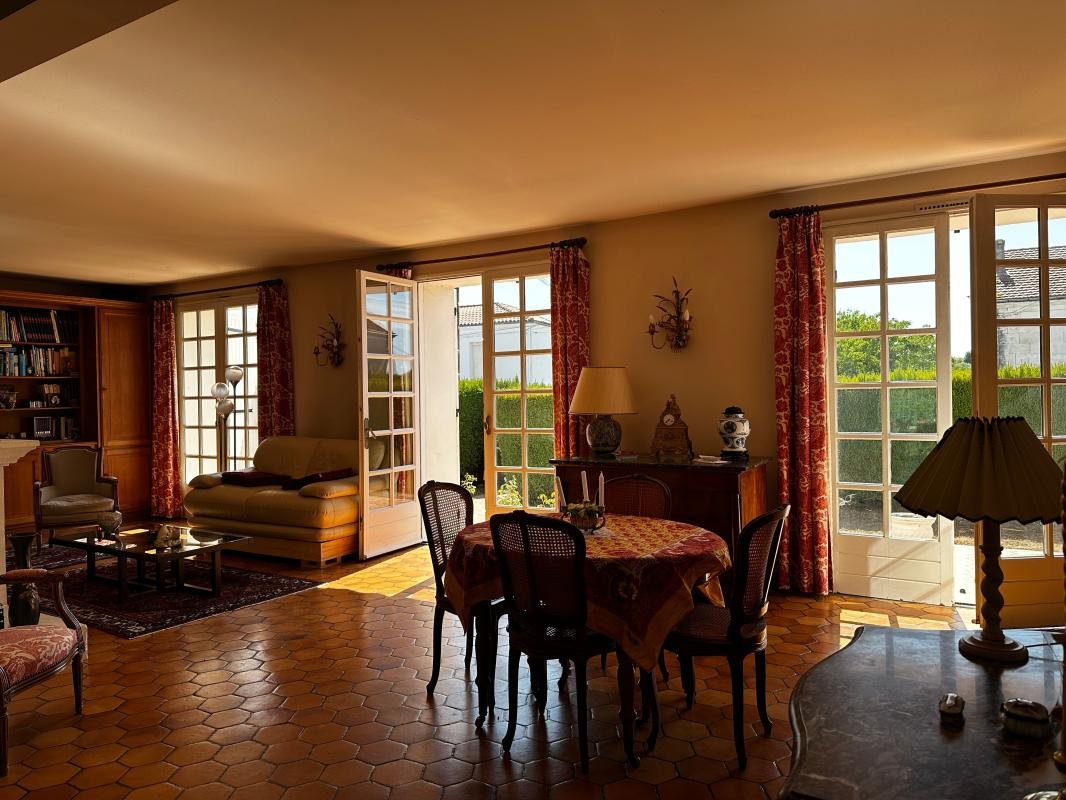 Maison à vendre, 131m², Saint-Agnant