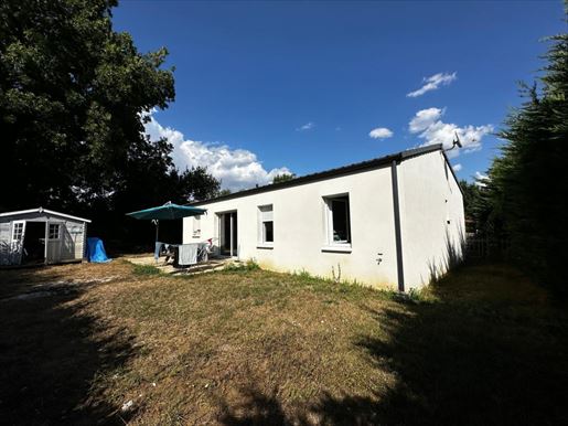 Maison 4 pièces 91 m² · à Tonnay-Charente · 91 m² · 226 825 €
